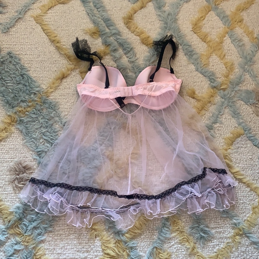 Victoria’s Secret - Picture 4 of 16